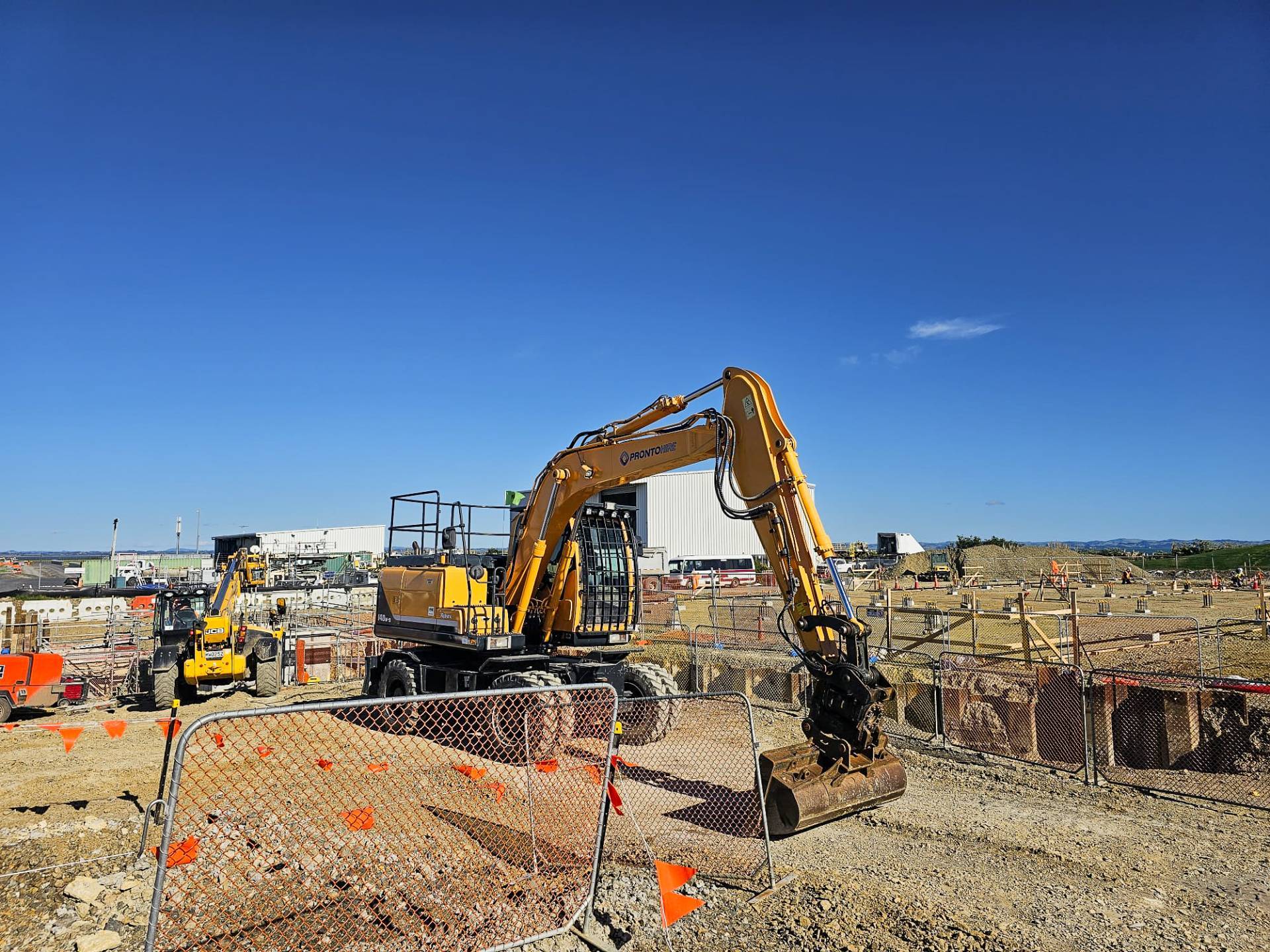 14 Ton Wheel Excavator 